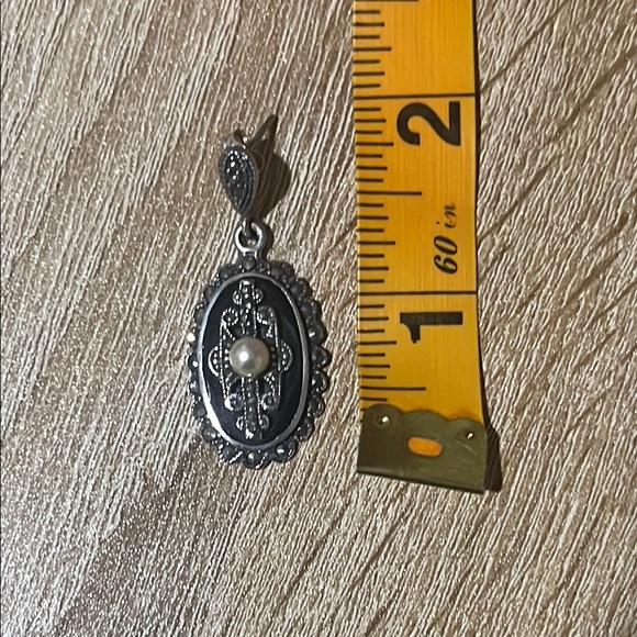 Elegant Silver and Pearl Marcasite and Onyx Drop Earrings - Picture 7 of 8